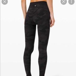 Lululemon Wunder Under Luxtreme 28’